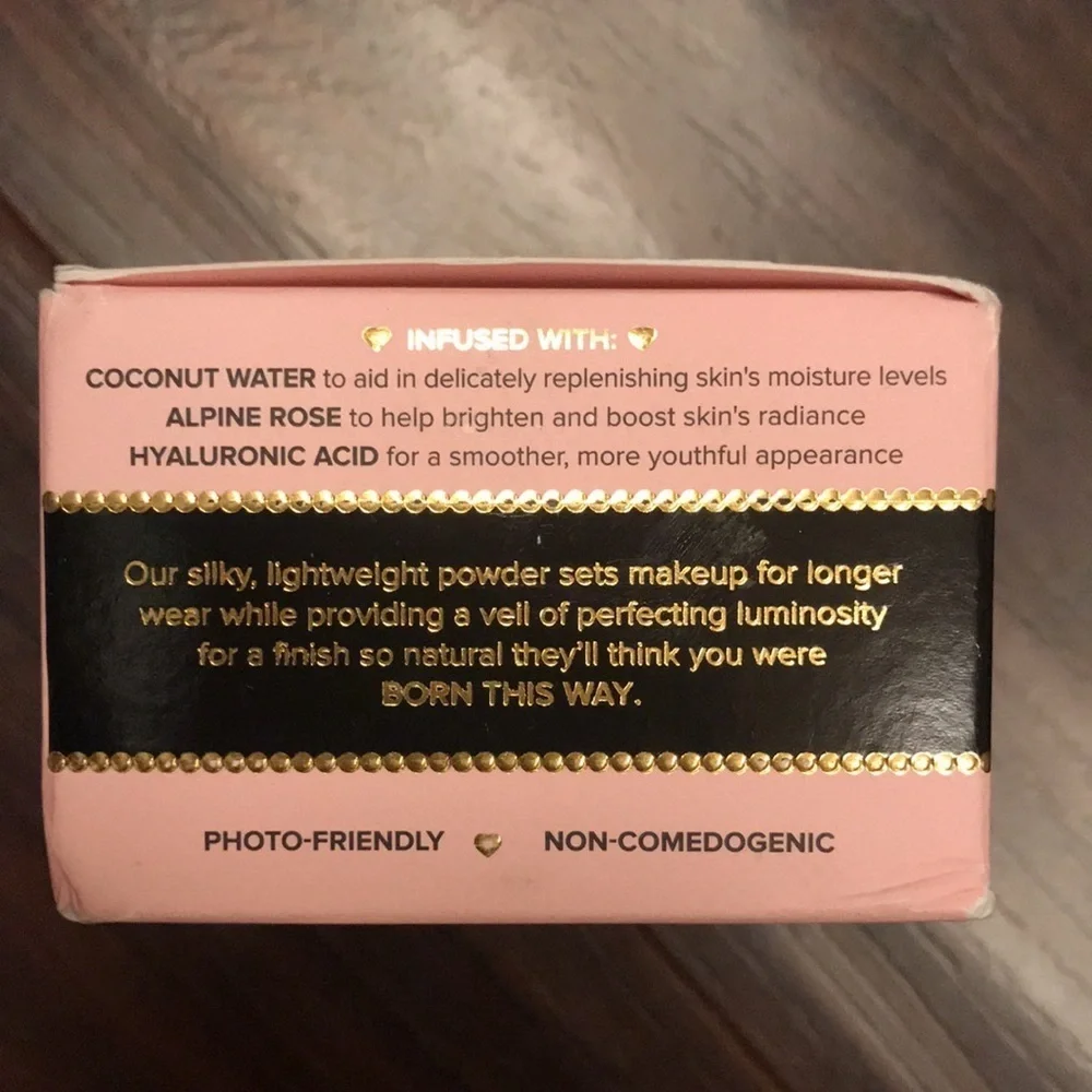 Too Faced Born This Way Setting Powder - Picture 4 of 5